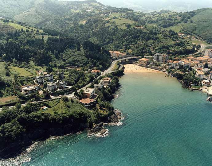 Апартаменты Plazuela Sta Catalina I En Mundaka Con Parking By Kabia Gestion Экстерьер фото