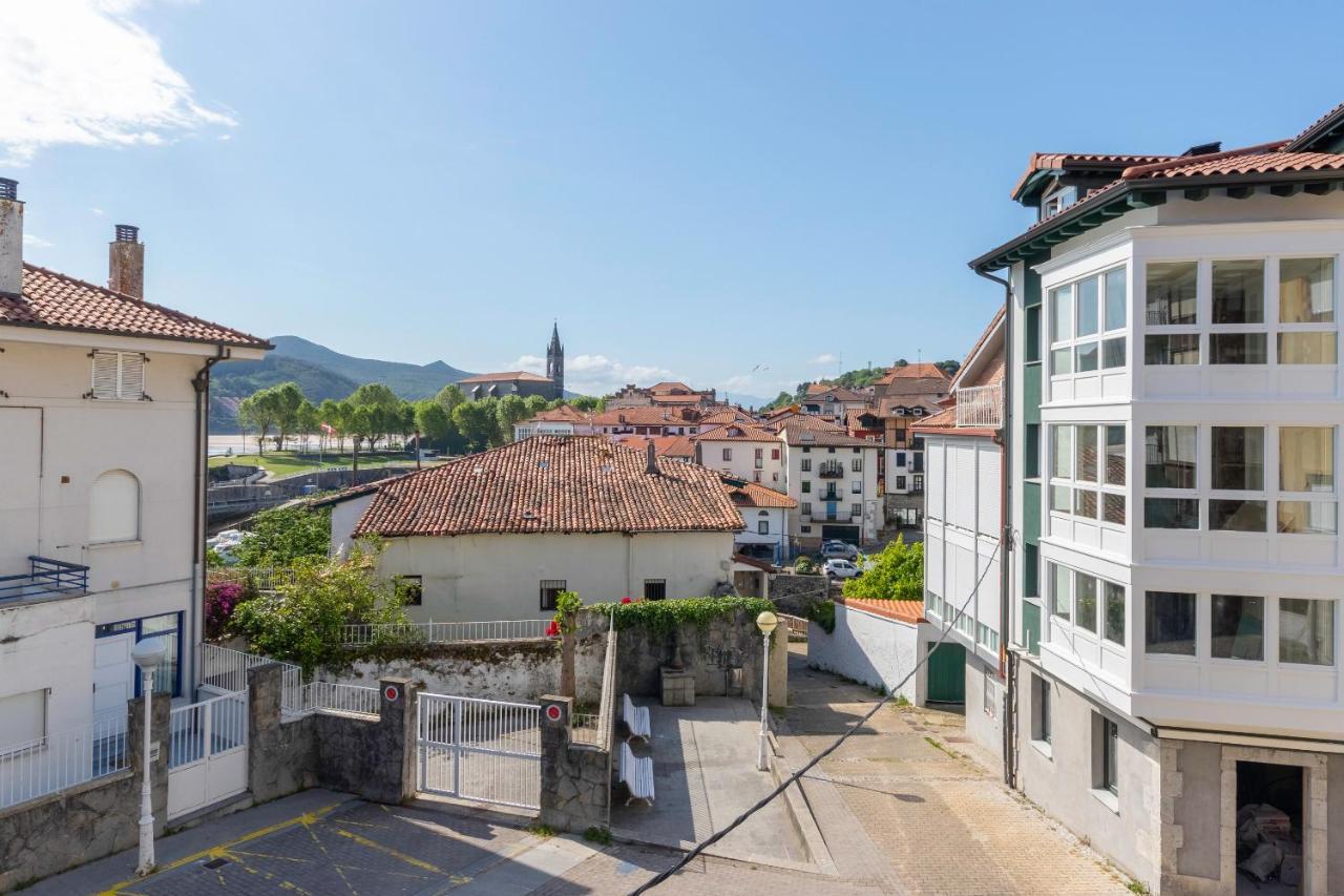 Апартаменты Plazuela Sta Catalina I En Mundaka Con Parking By Kabia Gestion Экстерьер фото